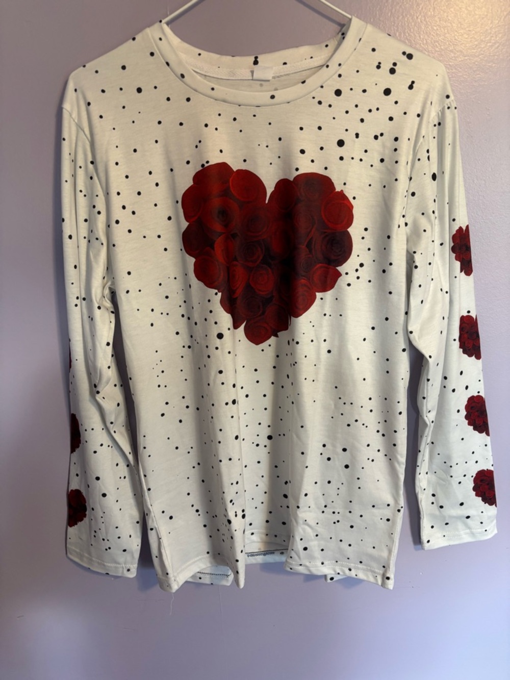 Women’s White Long-Sleeve Heart Rose Print Top